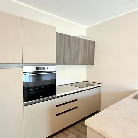 Cv003 - Cervia, Ampio Trilocale Con Corte Esterna E Posto Auto Apartment Cervia